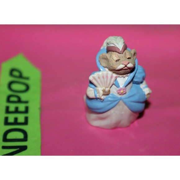 Stepmother Merry Mini Keepsakes 1994 Figurine Hallmark QFM8099 Miniature - Picture 1 of 3